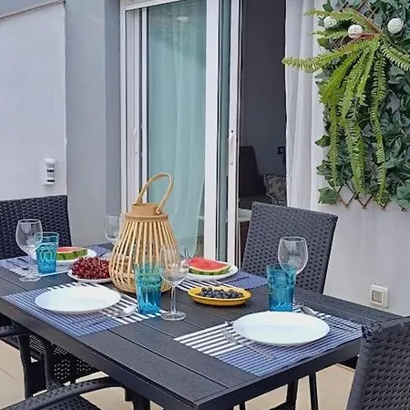 - Estudio Comodo Con Terraza Y Wifi アパート バハマル