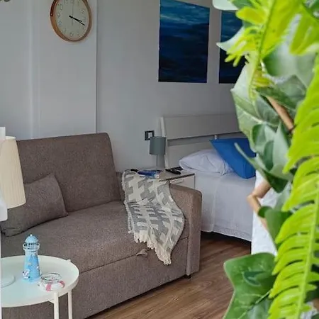 Apartment - Estudio Comodo Con Terraza Y Wifi Bajamar (La Laguna)